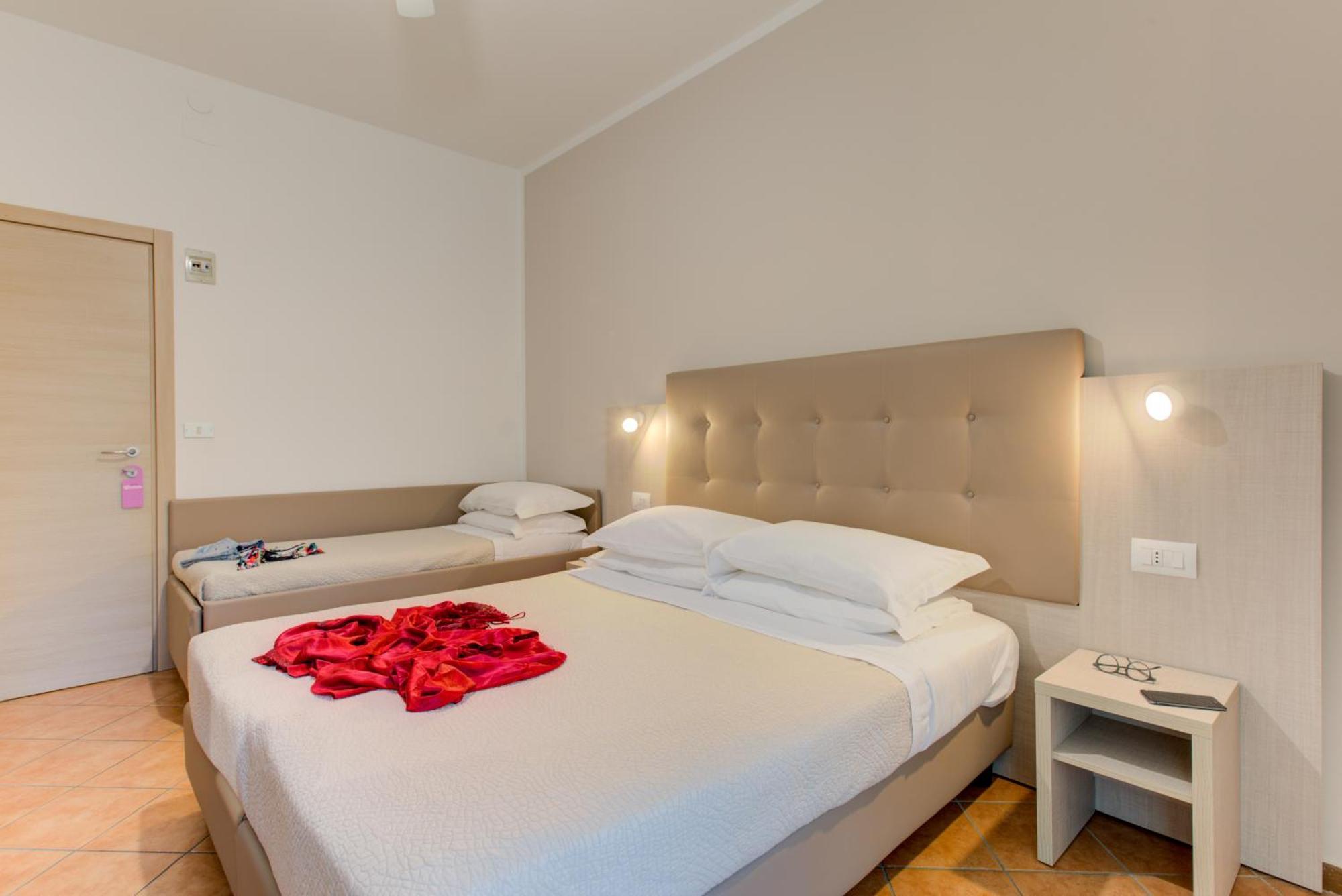 Hotel Cimarosa ريتشوني الغرفة الصورة